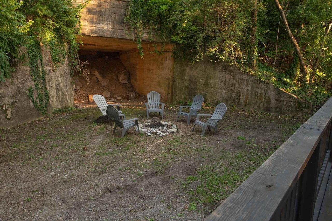 Thomas Cabin Forest Tiny Cabin With Hot Tub Chattanooga Exterior foto